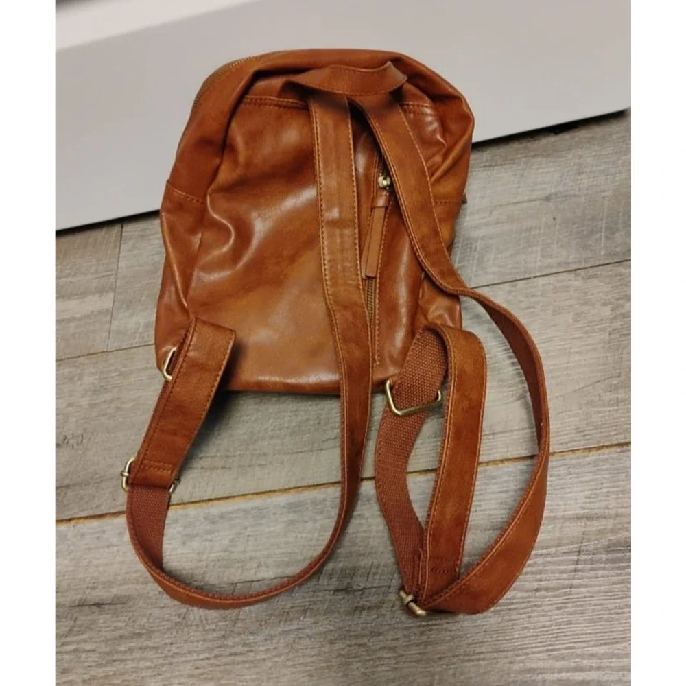 JOY SUSAN Kinsley Convertible Crossbody Backpack Bag Purse Russet Brown